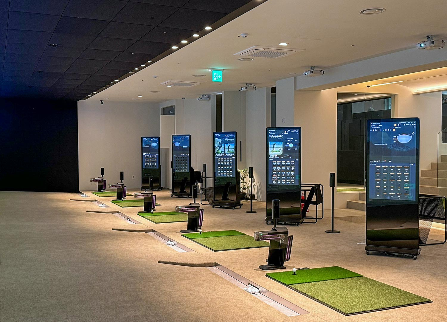 일산골프스튜디오 일산골프장 풍동골프 풍산골프 탄현골프 아하골프